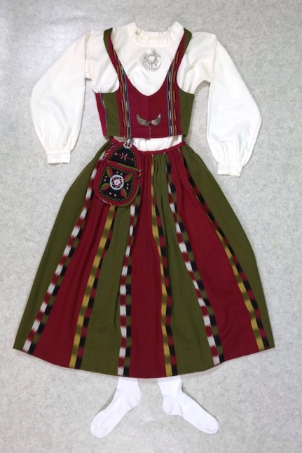 Laihian kansallispuku Laihia folkdräkt Laihia national costume